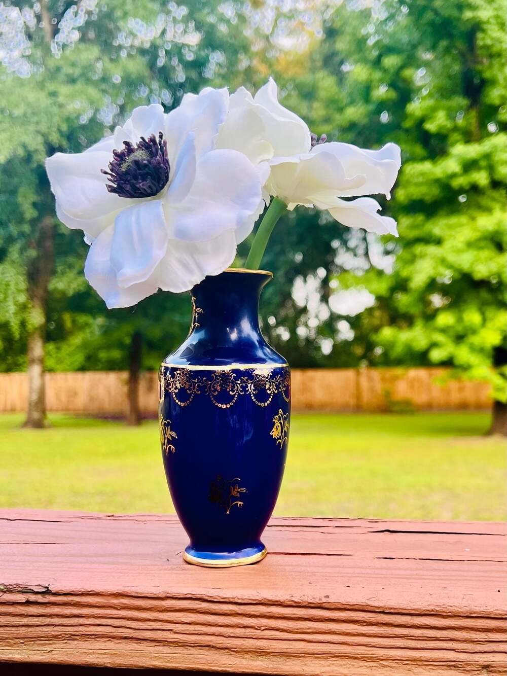 Vintage Limoges Cobalt Blue and 22K Gold Fragonard Courting Couple Porcelain Vas